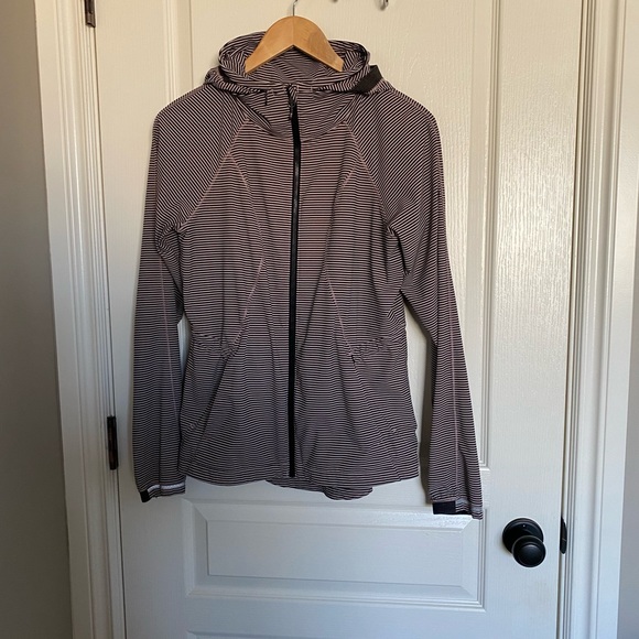 Lululemon spring jacket 6 - Picture 1 of 4